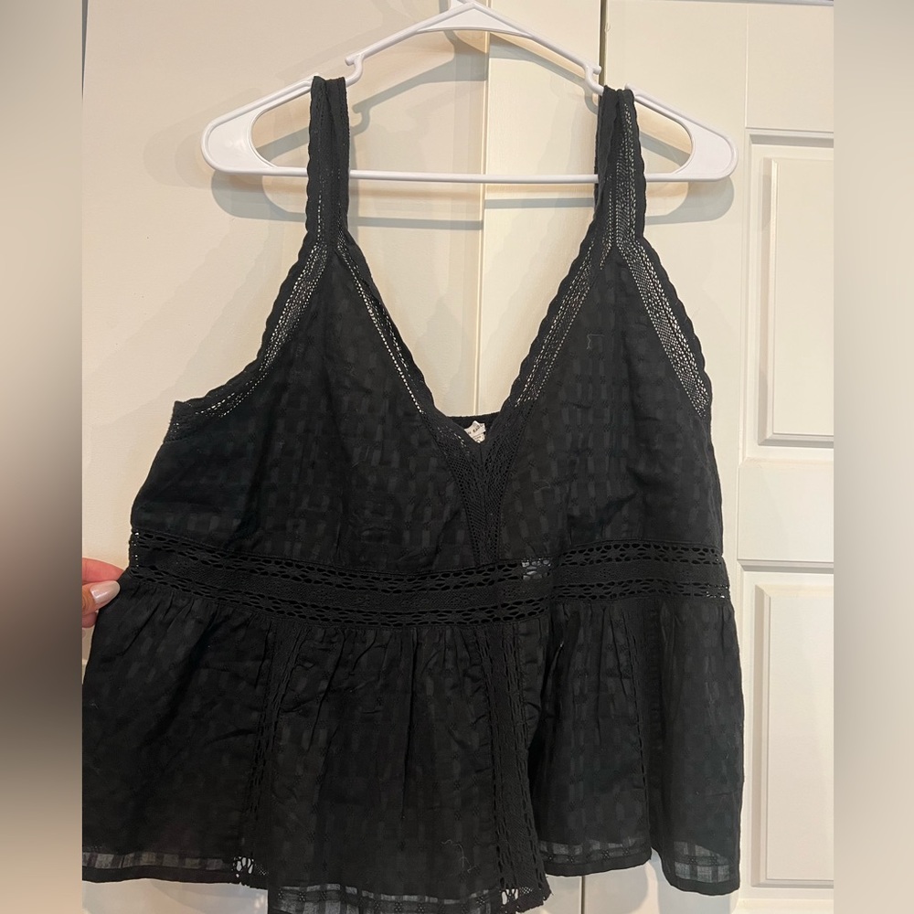 American Eagle black lace strap peplum tank
